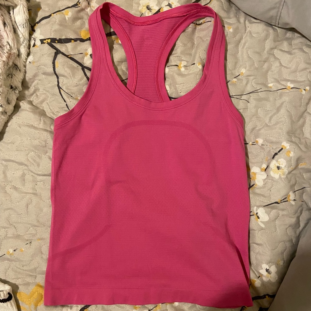 Lululemon swiftly tank sonic pink sz 4 race length